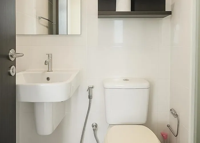 アパート The Base With Pool And Gym Access Onnut Bts バンコク都