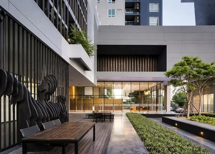 アパート The Base With Pool And Gym Access Onnut Bts バンコク都